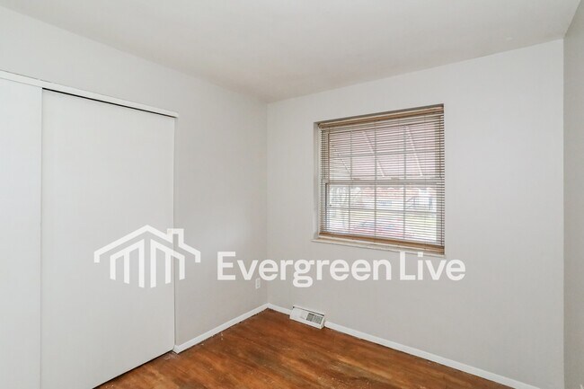 Building Photo - 2787 Pickmeier Ln