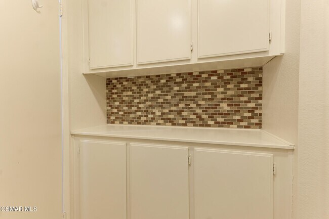 Building Photo - 408 Via Colinas