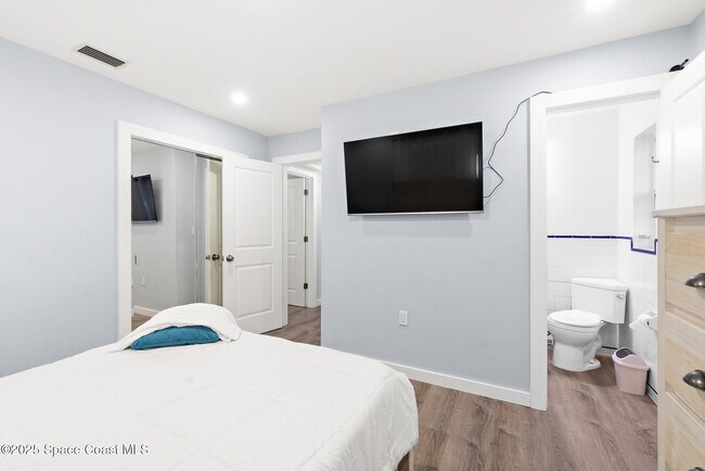 Building Photo - 250 Alabama Ave