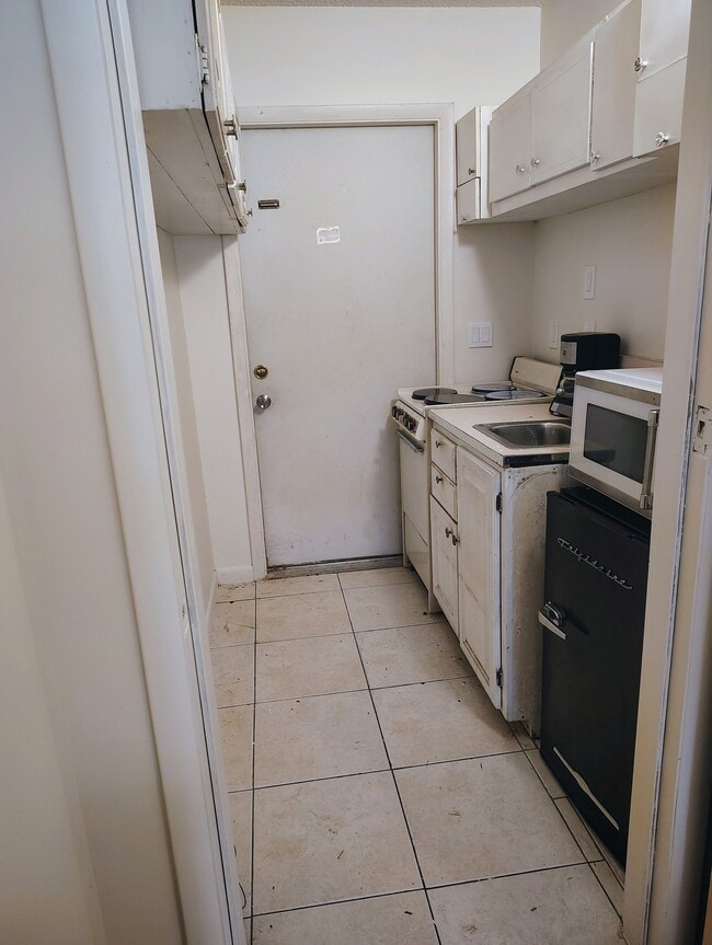 Building Photo - 16476 1017th Dr
