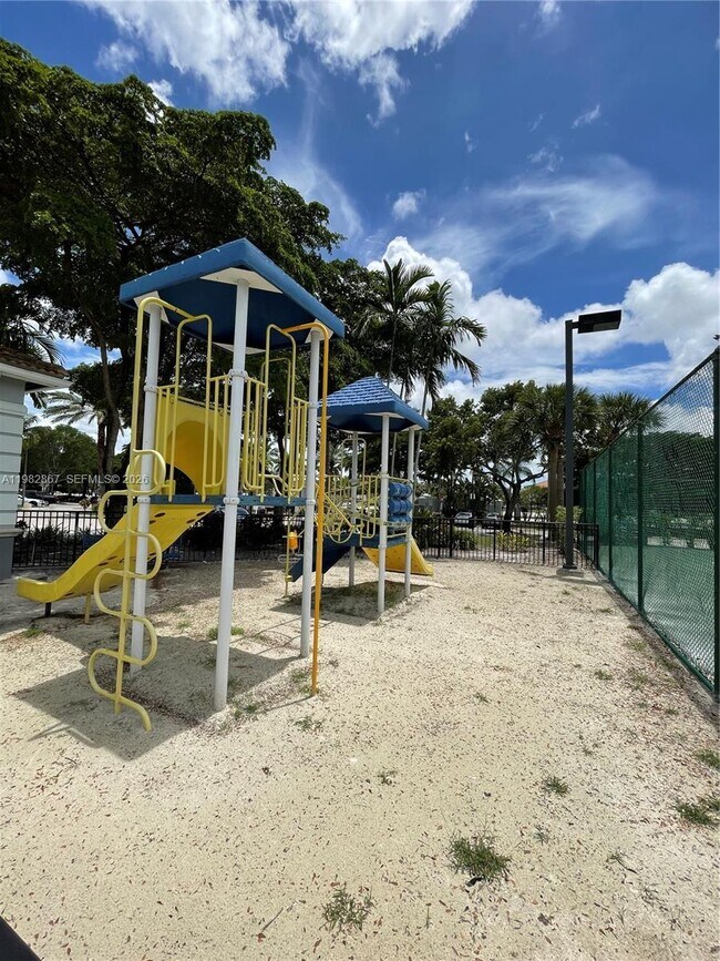 Building Photo - 9640 NW 2nd St