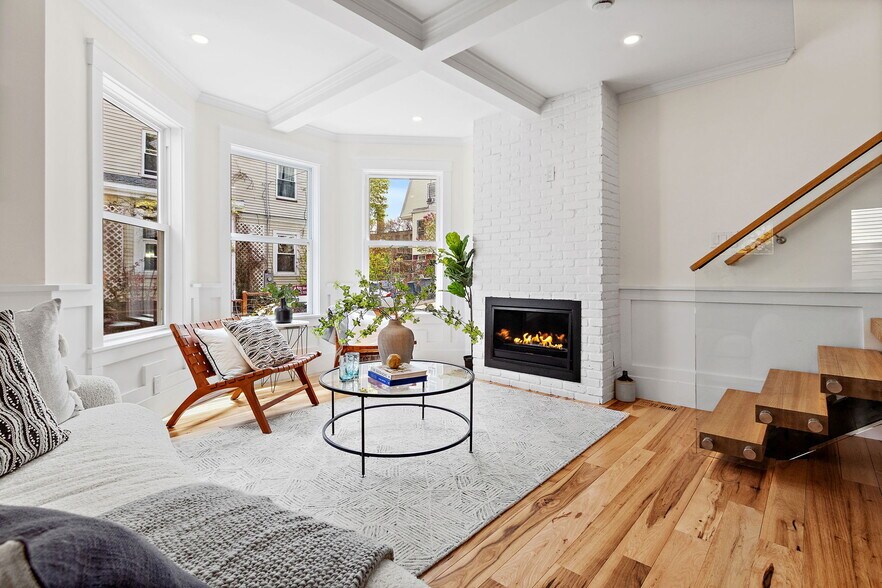 Building Photo - 15 Spring Hill Ter