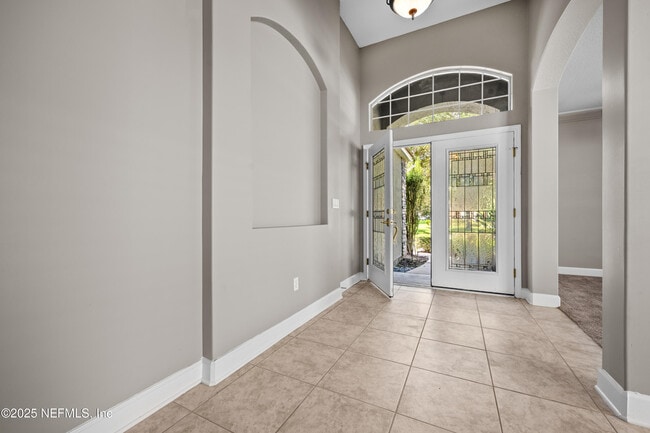 Building Photo - 932 Gallier Pl