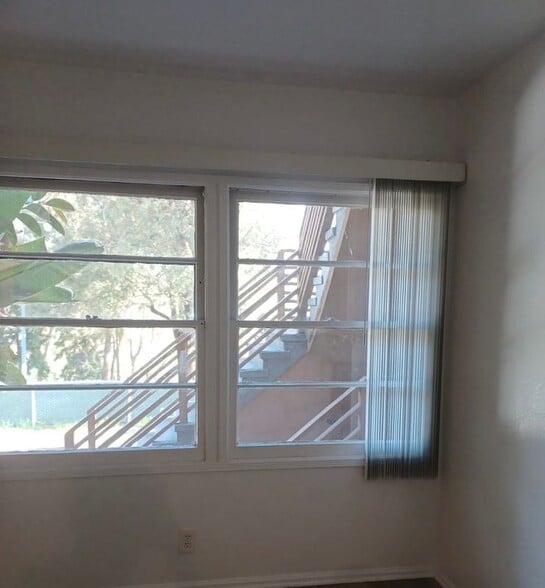 Building Photo - 4820 W Slauson Ave