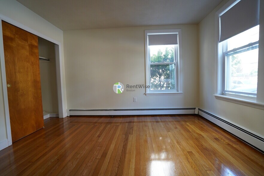 Building Photo - 312 Tappan St