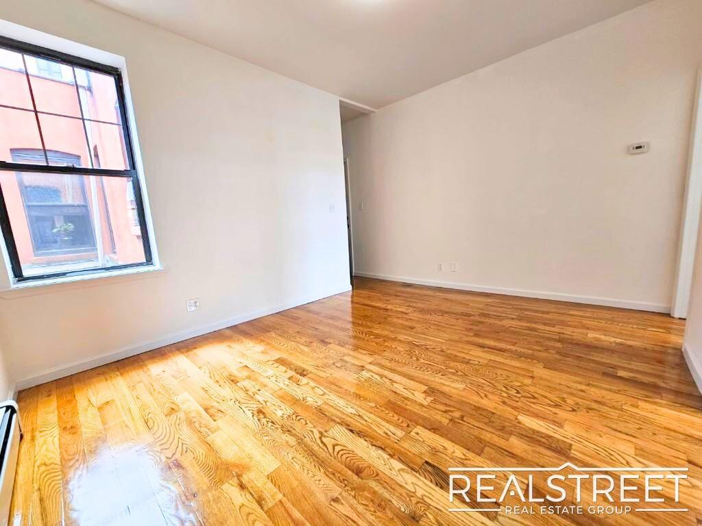 Building Photo - Lovely 2 BR in Bed Stuy near Trains
