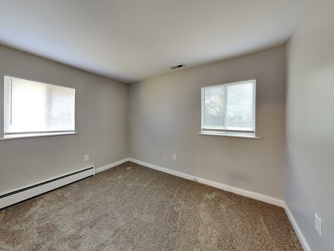 Building Photo - MOVE IN SPECIAL! 3 bed 1 bath in Greenwood!