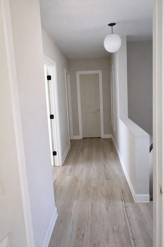 Building Photo - 5315 Bayway Dr