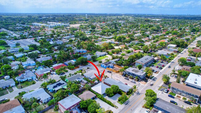 Building Photo - 1425 N Federal Hwy