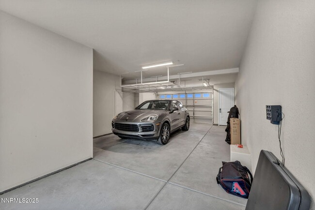 Building Photo - 150 Rissone Ln