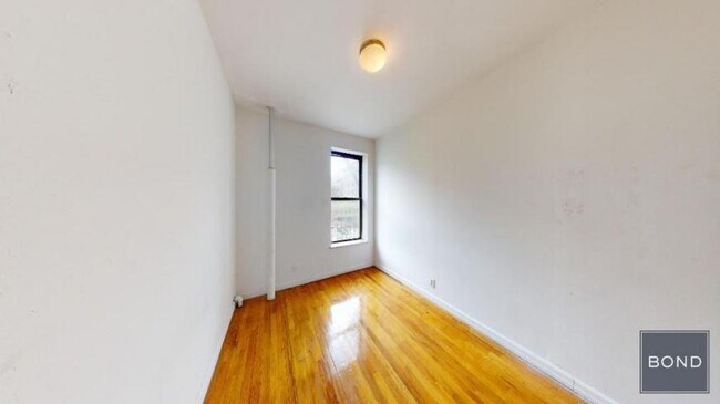 Building Photo - 3 bedroom in Manhattan NY 10003