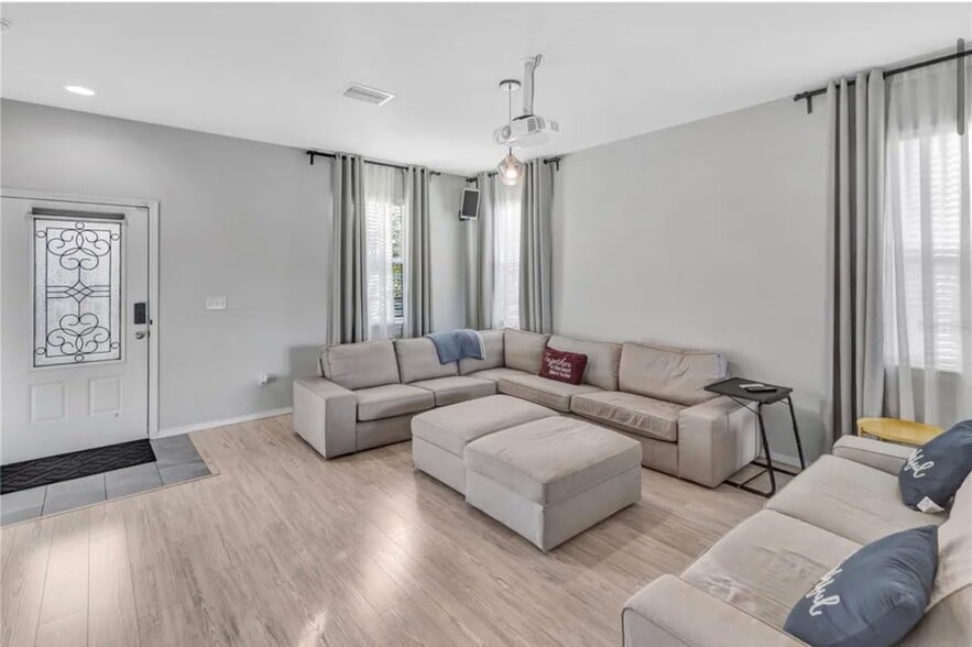 Building Photo - 4407 Sweet Cinnamon Ct