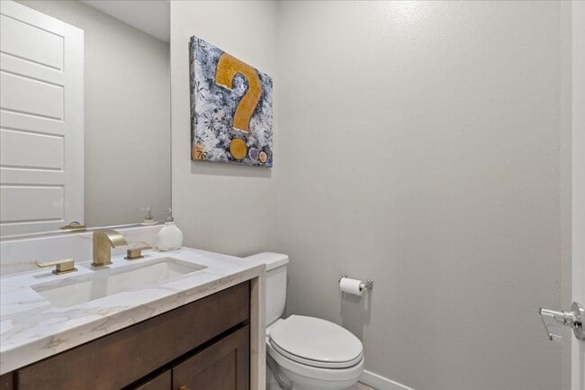 Building Photo - Luxurious, Modern, Completely Renovated 3 Bedroom Home In the Heart of Summerlin