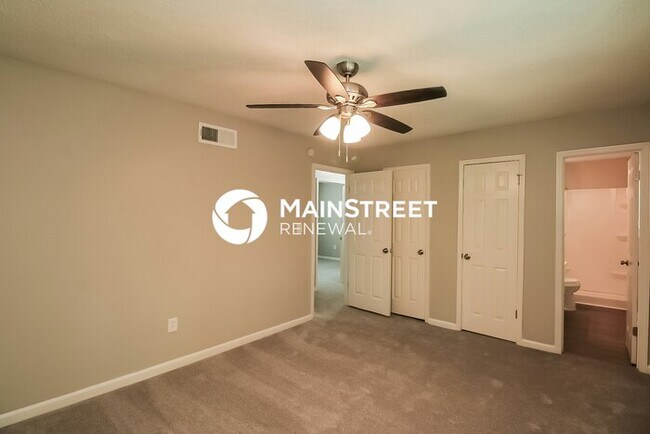 Building Photo - 3 Bedroom Pet-Friendly Home in Rex, GA wit...