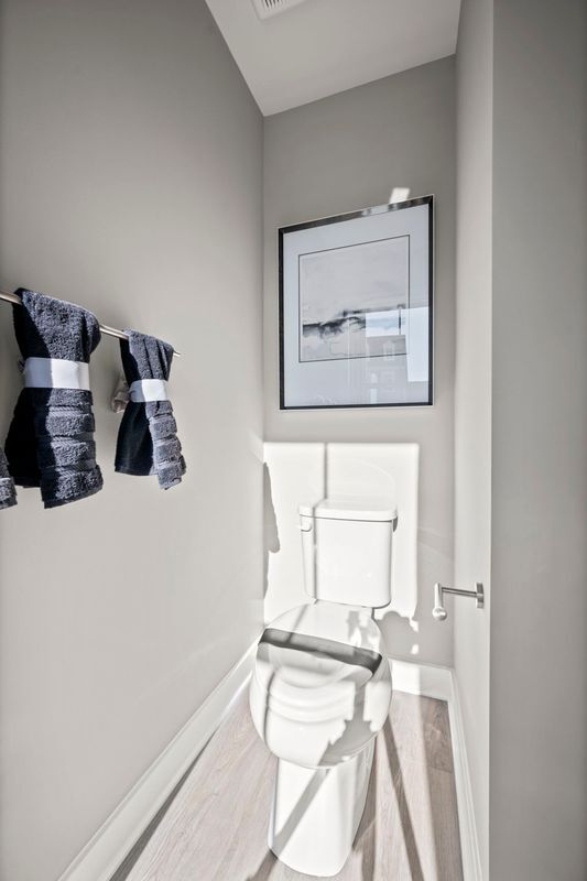 Building Photo - 171 Woodgate Cir