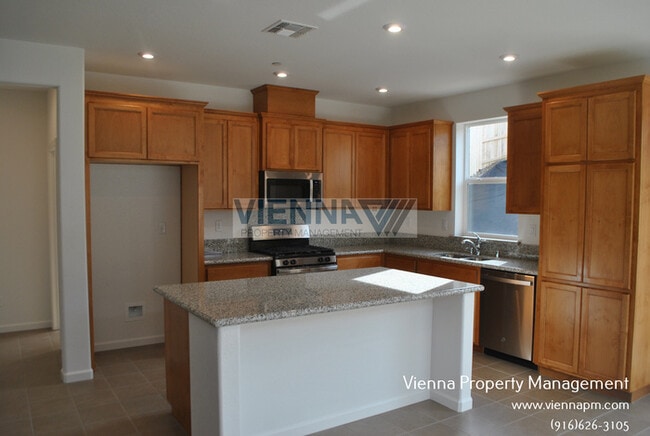 Building Photo - 111 Chesapeake Ct