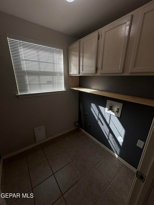 Building Photo - 3129 Tierra Agave Dr