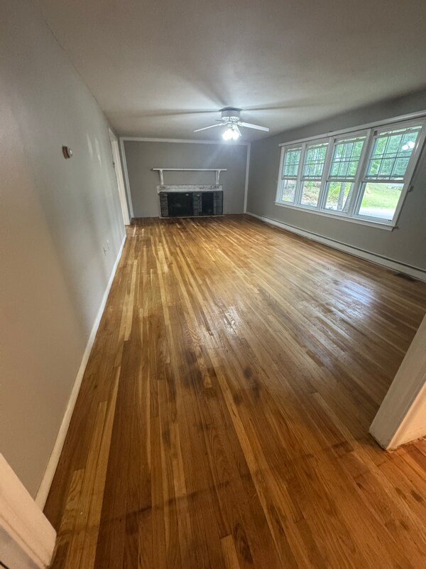 Building Photo - 8 Dogwood Ln