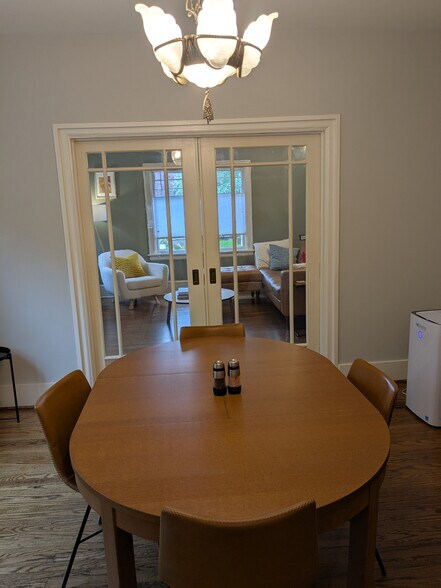 Building Photo - 1974 SE 24th Ave