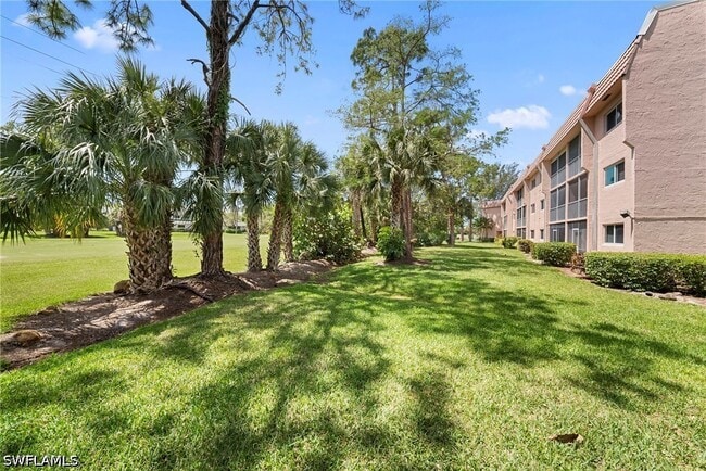 Building Photo - 400 Forest Lakes Blvd