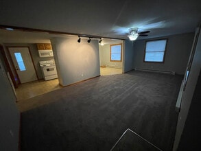 Building Photo - 146 Harriet St
