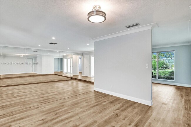 Building Photo - 2031 NE 62nd St
