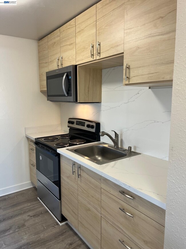 Building Photo - 36976 Mulberry St