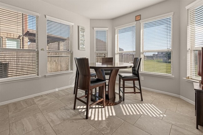 Building Photo - 28707 Bonham Park Ct