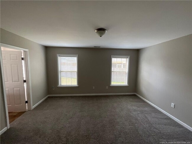 Building Photo - 52 Noble Ct