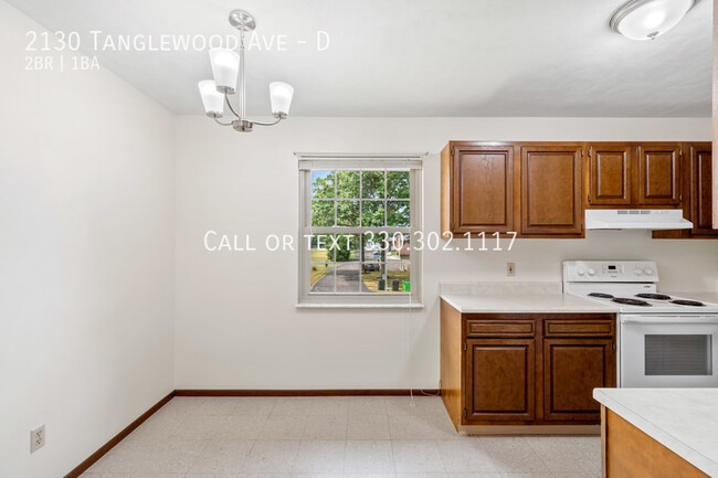 Building Photo - Two bedroom apartment for rent - Alliance OH