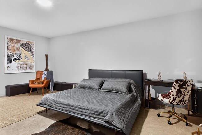 Building Photo - 70325 Mottle Cir