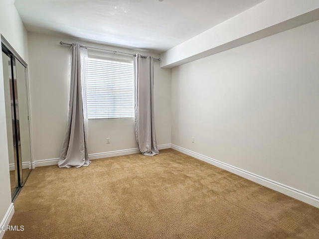 Building Photo - 4424 Whitsett Ave