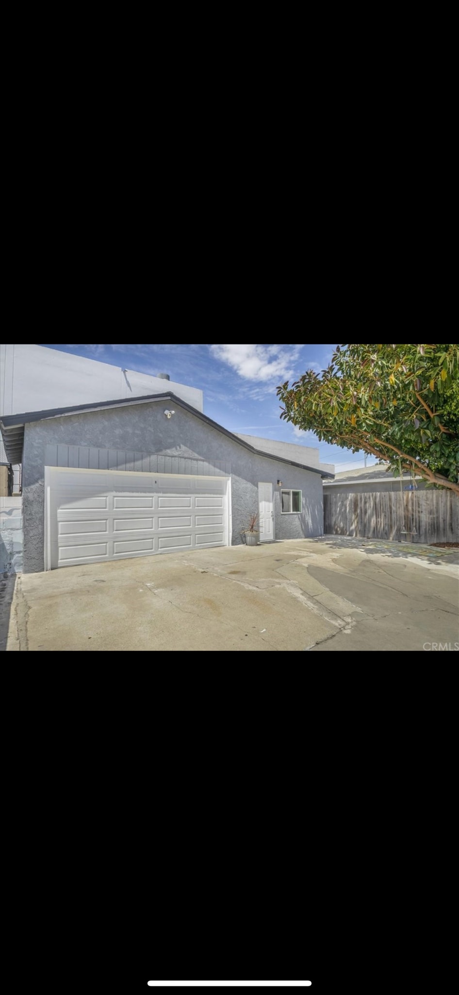 Building Photo - 4625 W 145th St