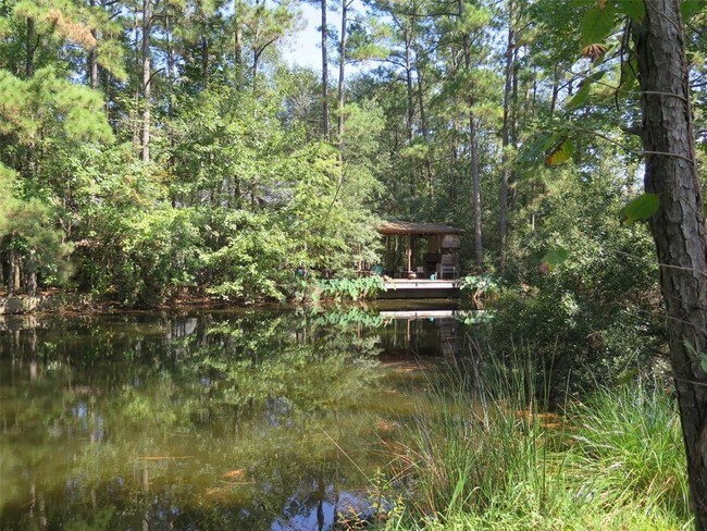 Building Photo - 118 Artesian Way