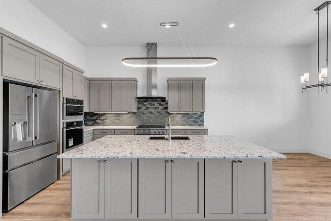 Building Photo - 105 Gillespie Ct