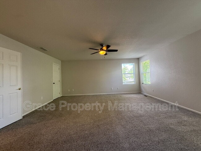 Building Photo - 9378 Garfield Way