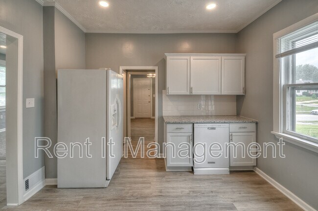 Building Photo - 3940 Arbor St