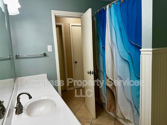 Building Photo - 8919 Whippoorwill Dr