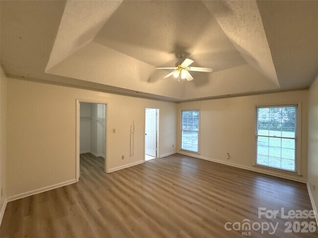 Building Photo - 13500 Stephendale Dr
