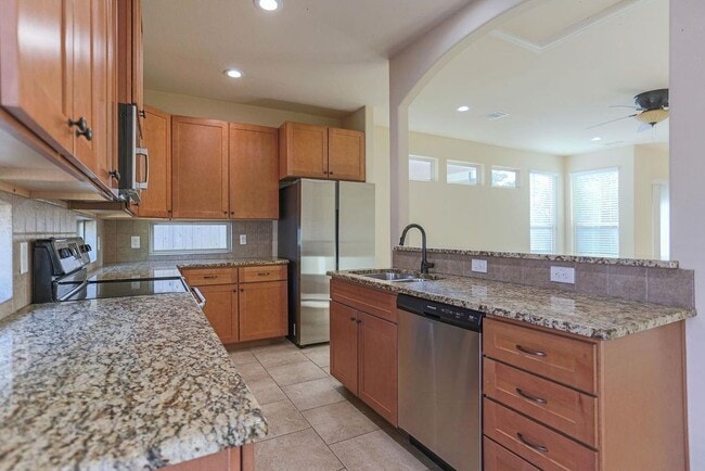 Building Photo - 1202 Morrow St