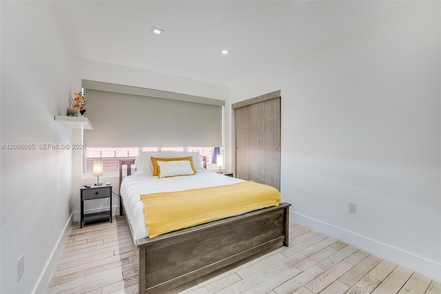 Building Photo - 7549 Buccaneer Ave