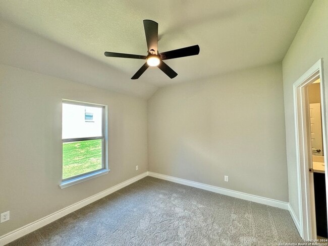 Building Photo - 211 Corazon