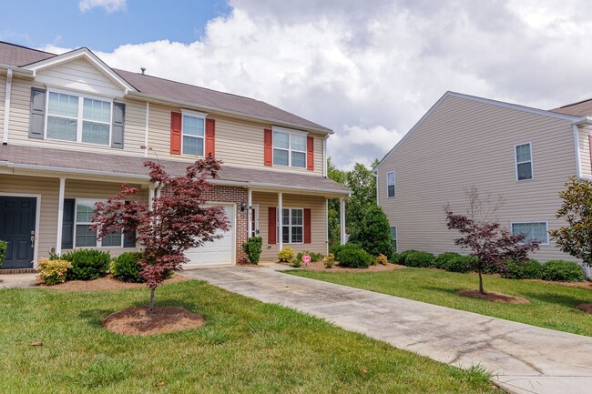 Primary Photo - Spacious Townhome in Greensboro NC