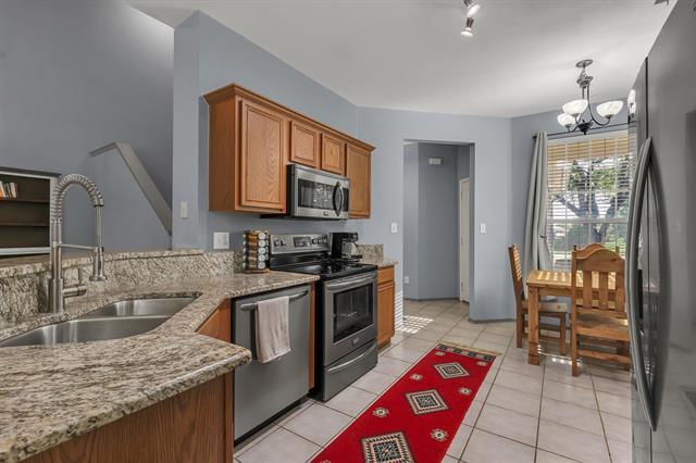 Building Photo - 3124 Tarrant Ln