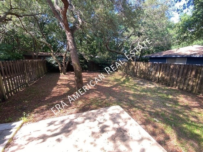 Building Photo - 96 2nd Ave