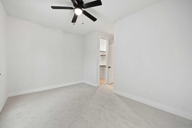 Building Photo - 6117 Campo Vista Dr