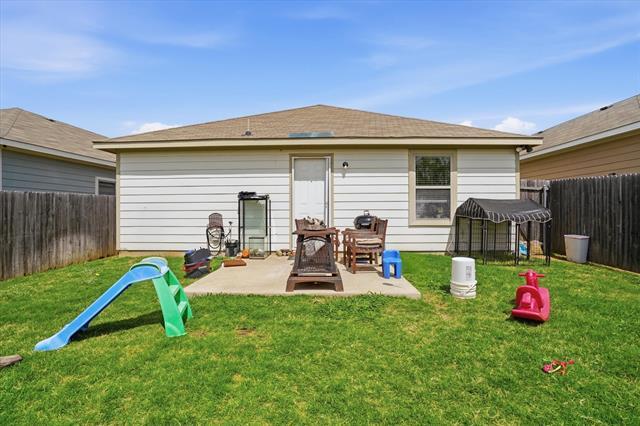 Building Photo - 1812 Village Park Trail