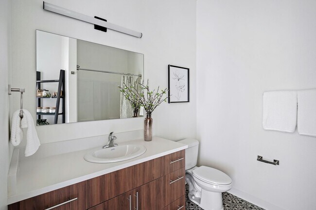 Building Photo - Summer Savings are Here! $500 Rent Credit ...