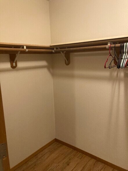 Building Photo - 104 Mill St