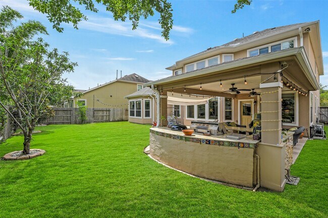 Building Photo - 28606 Rolling Ridge Dr